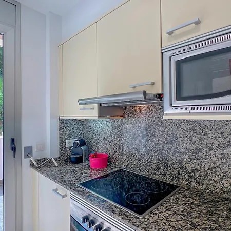 Apartman Vivalidays Remei - Fenals -